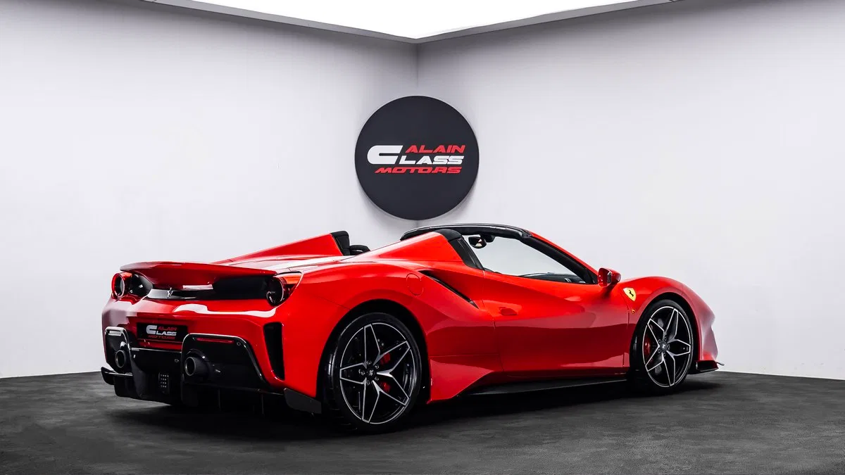 2020 Ferrari 488 Pista Spider, side profile, Rossa Corsa