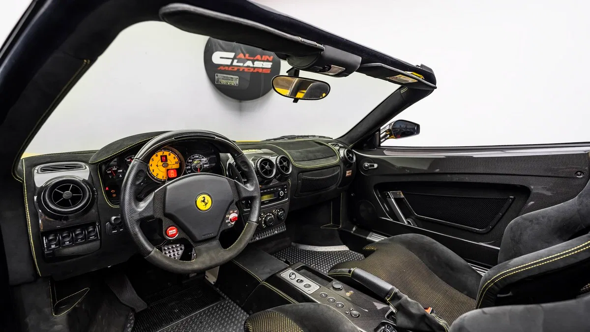 2009 Ferrari F430 Scuderia Spider 16M interior, dashboard, Nero (Black)