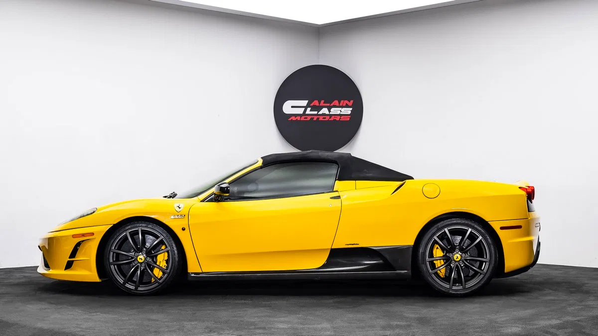 2009 Ferrari F430 Scuderia Spider 16M, side profile, Giallo Modena