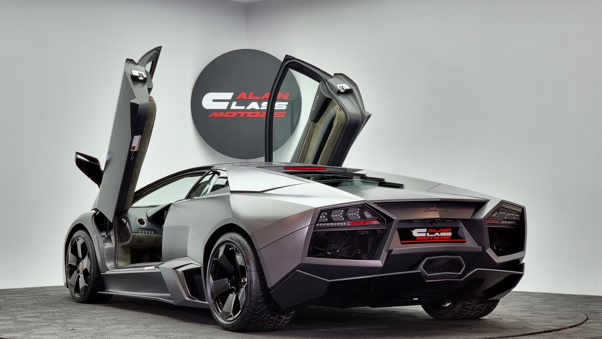 2008 Lamborghini Reventon, 2/19