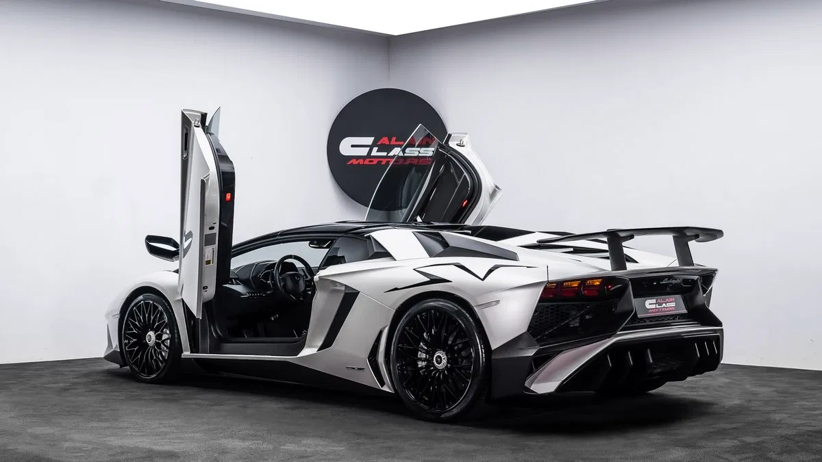 2017 Lamborghini Aventador LP 750-4 SV Roadster