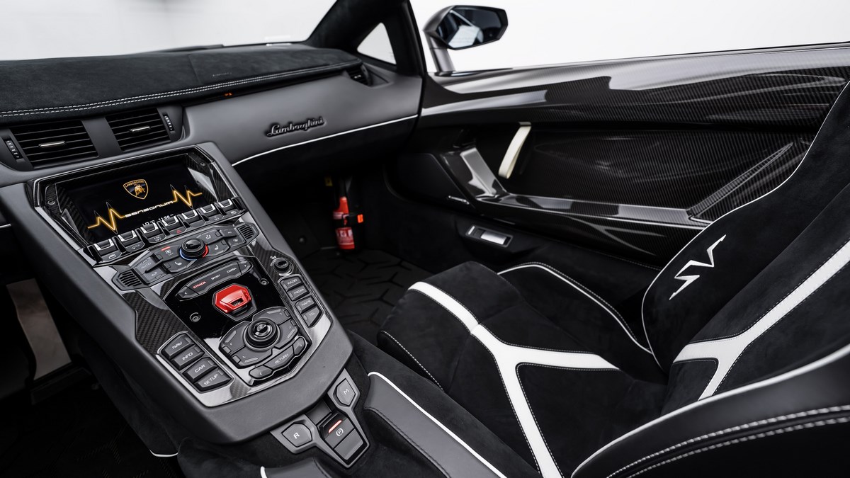 2017 Lamborghini Aventador LP 750-4 SV Roadster, 8/16