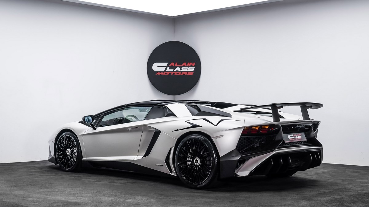 2017 Lamborghini Aventador LP 750-4 SV Roadster, 12/16