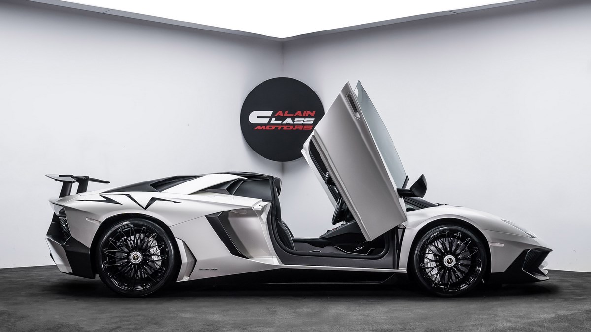 2017 Lamborghini Aventador LP 750-4 SV Roadster, 14/16