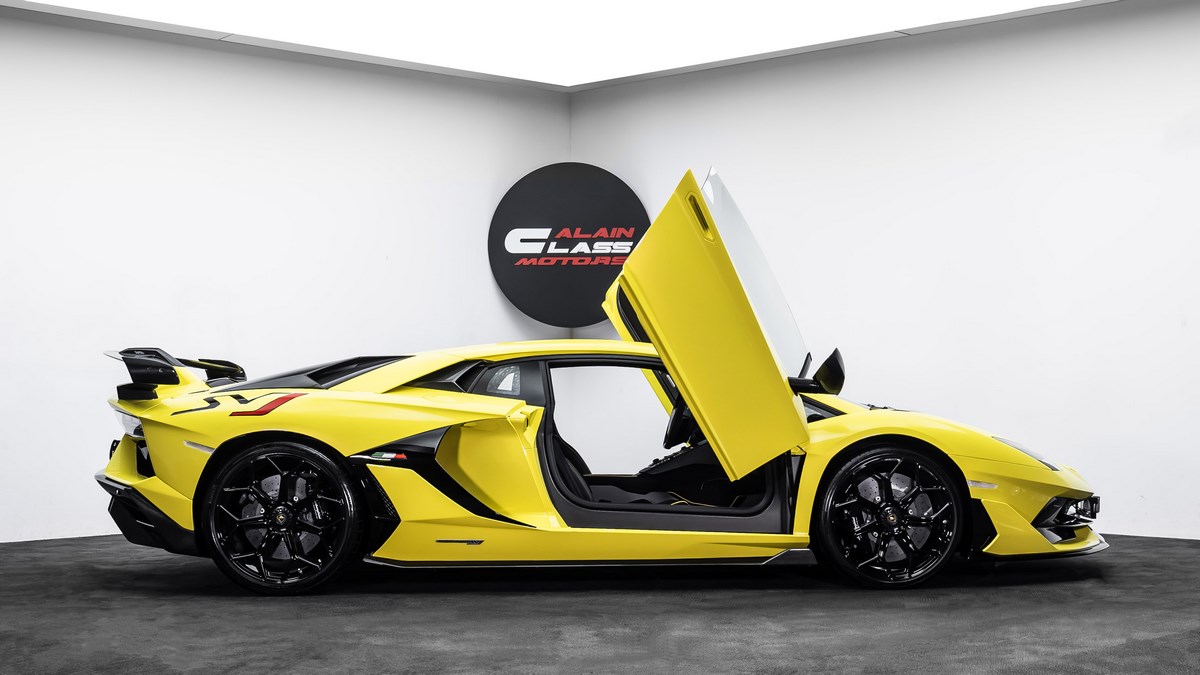 2020 Lamborghini Aventador SVJ, 2/26