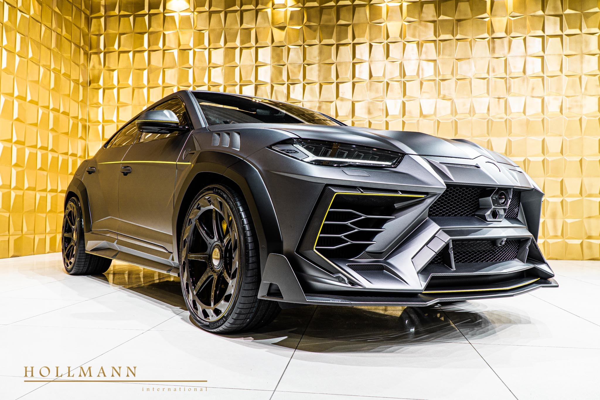 2019 Mansory Urus Venatus, 4/17