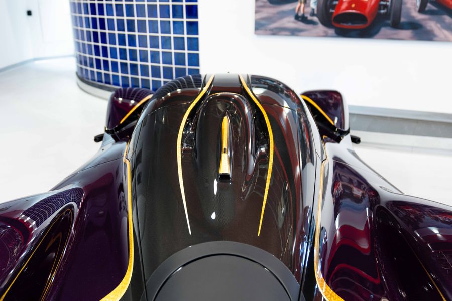 2024 Aston Martin Valkyrie, 6/20