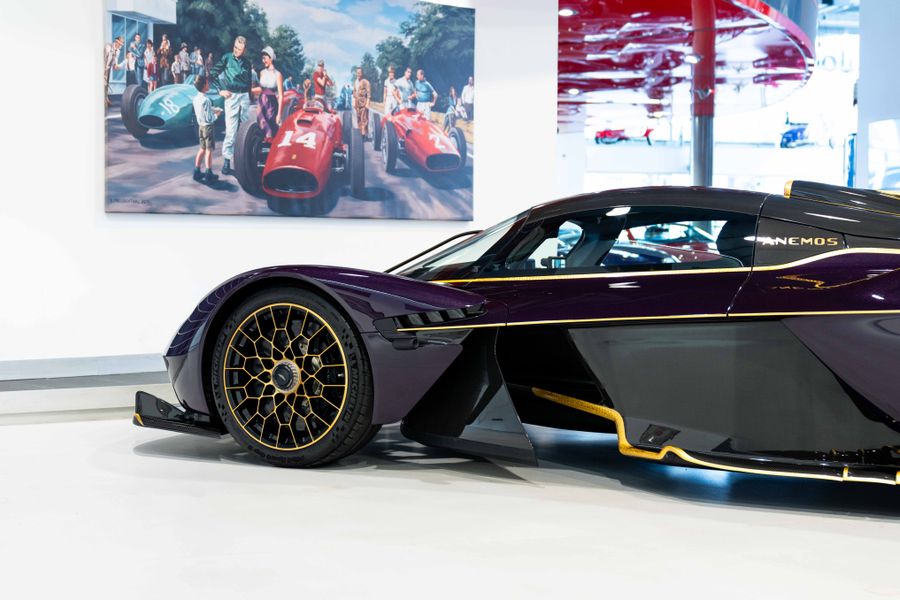 2024 Aston Martin Valkyrie, 15/20