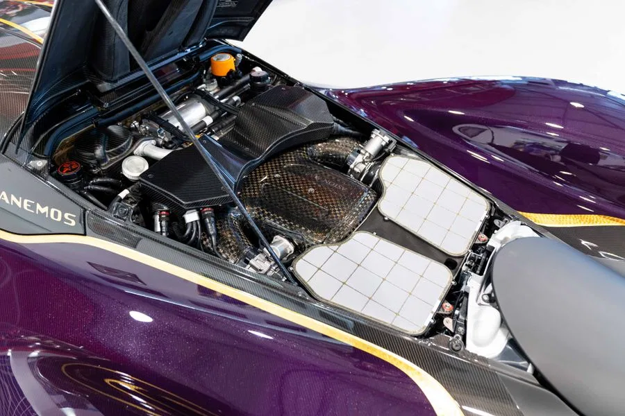 2024 Aston Martin Valkyrie engine
