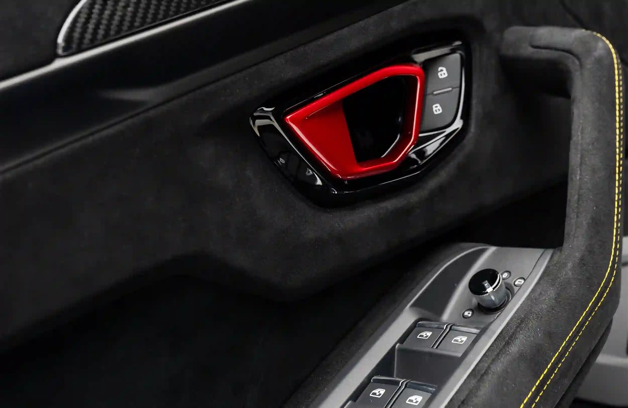 2024 Lamborghini Urus Performante, 11/19