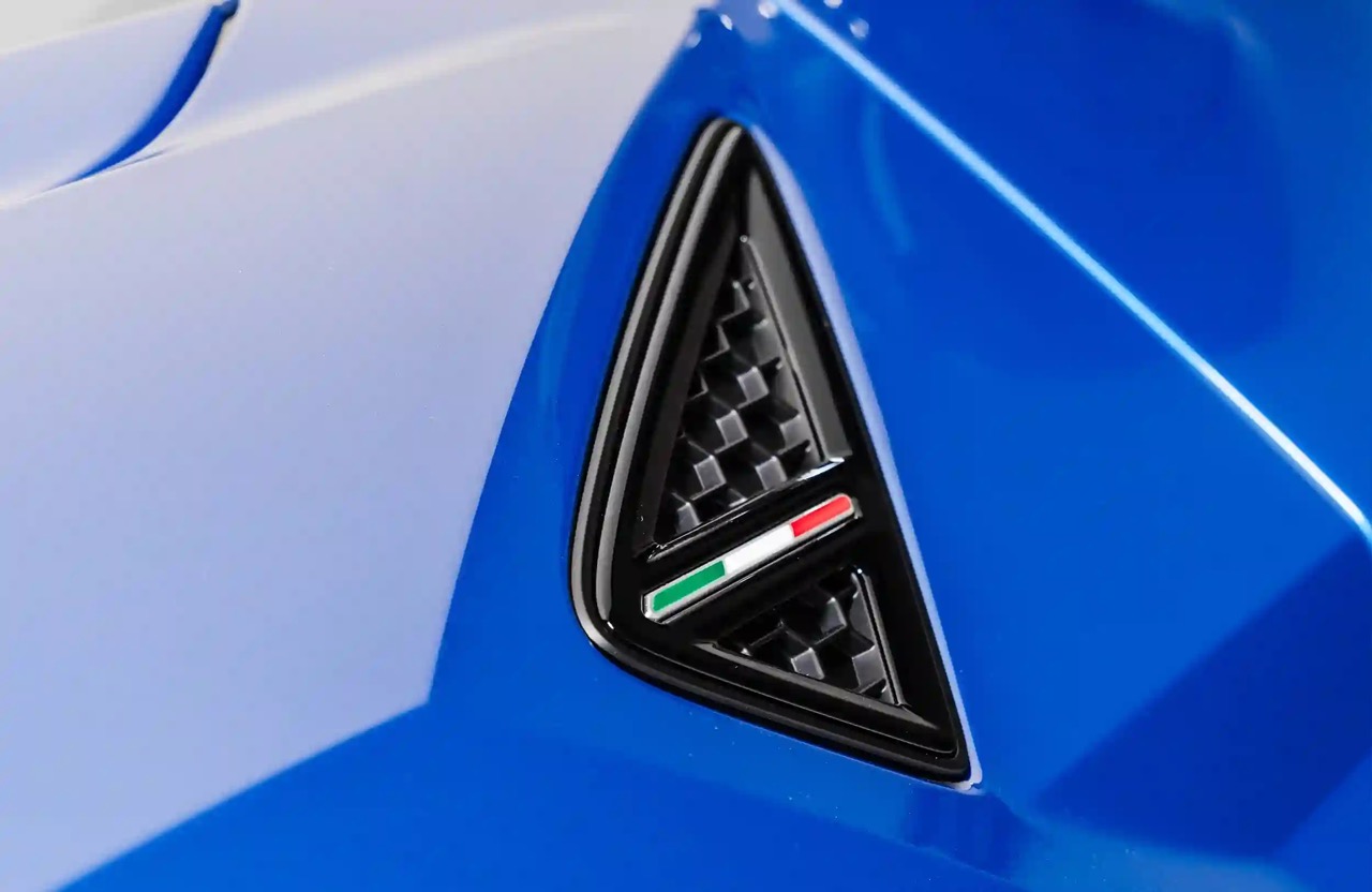 2024 Lamborghini Urus Performante, 16/19