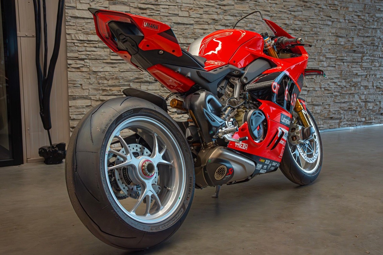 2024 Ducati Panigale V4 S SBK Bautista, 6/20