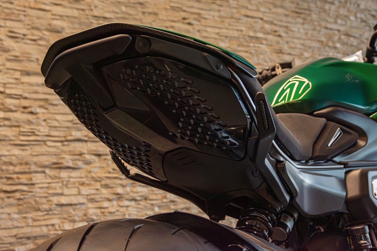 2024 Ducati Diavel for Bentley, 6/20