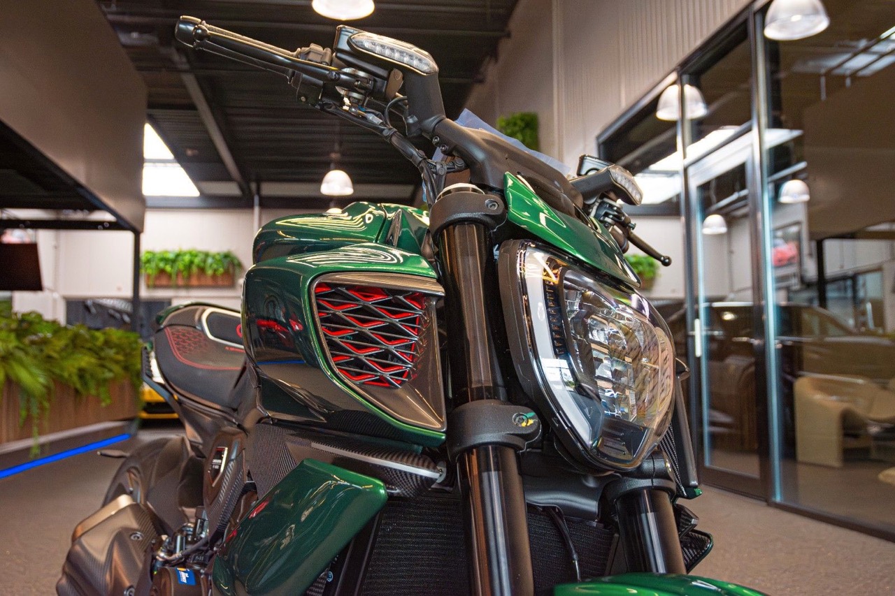 2024 Ducati Diavel for Bentley, 7/20