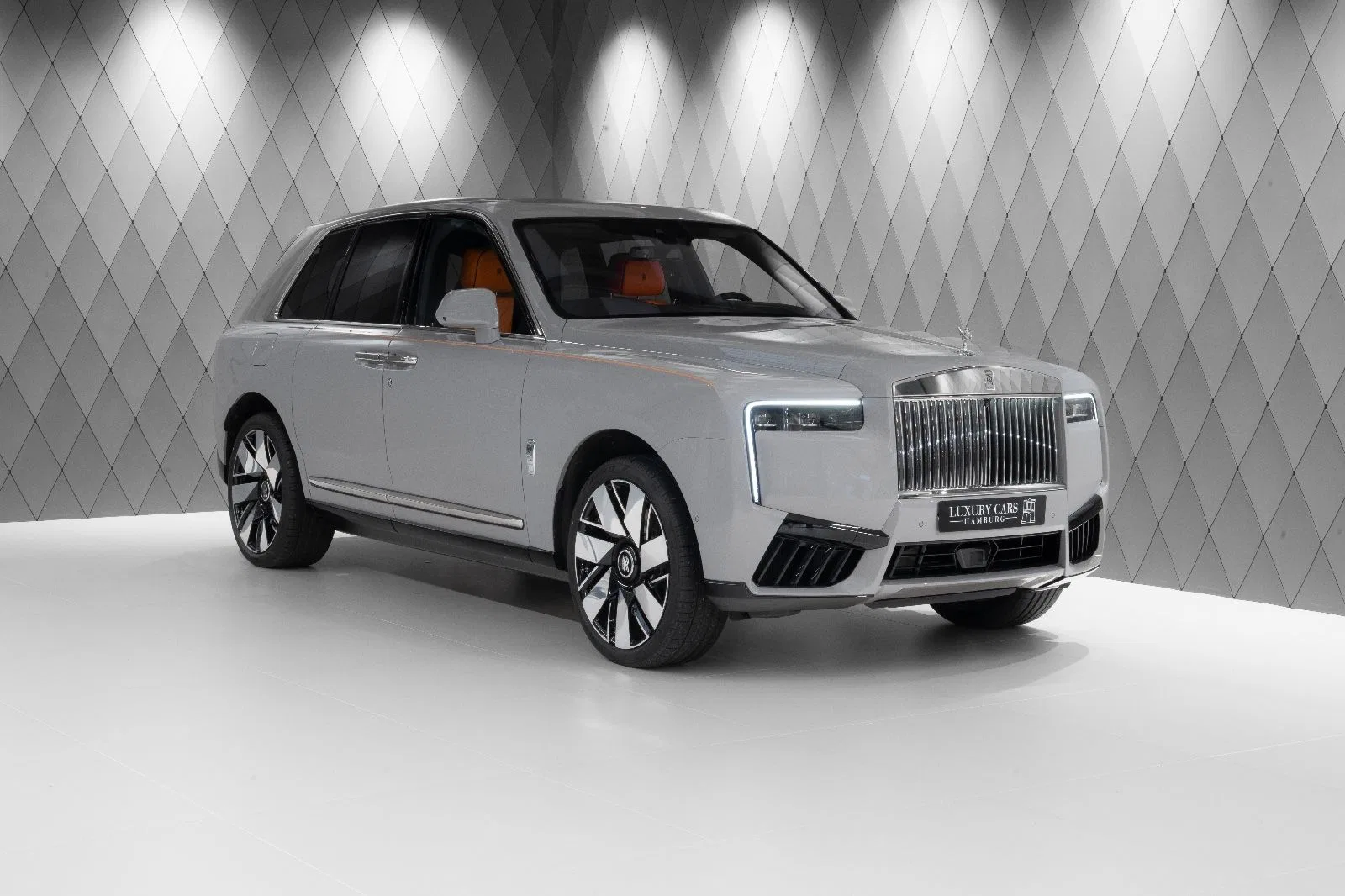 2025 Rolls-Royce Black Badge Cullinan Series II