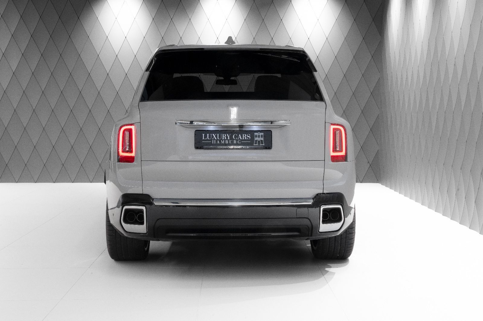 2025 Rolls-Royce Black Badge Cullinan Series II, 4/20