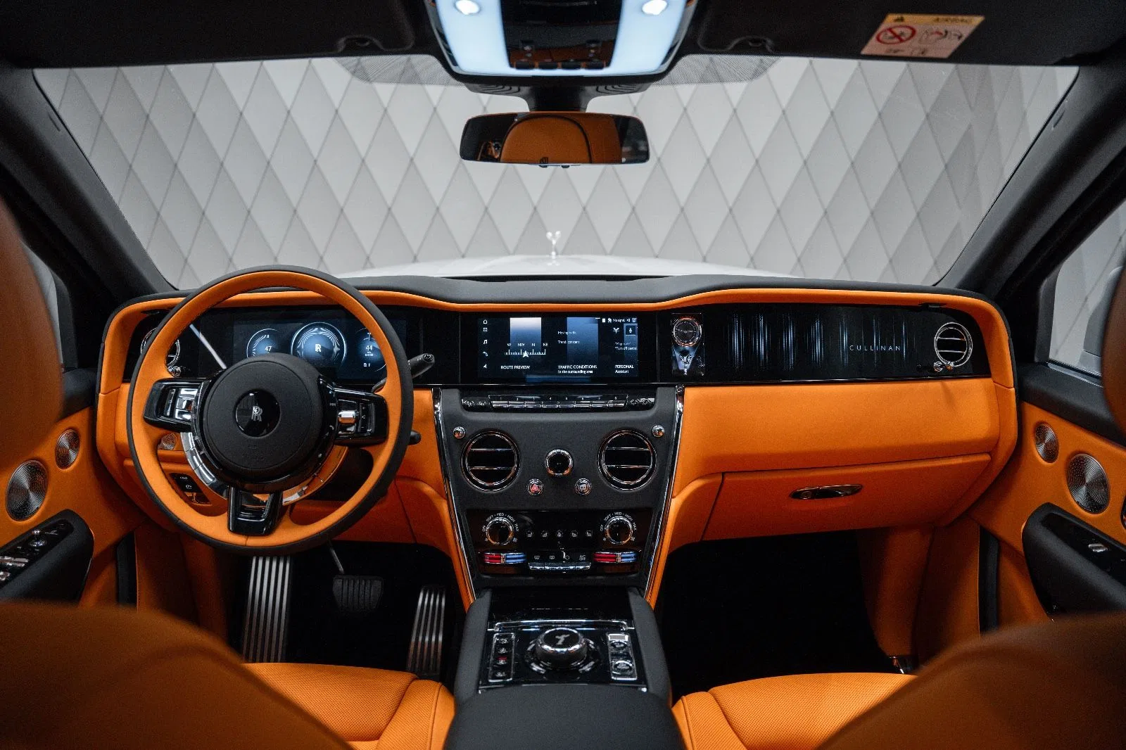 2025 Rolls-Royce Black Badge Cullinan Series II interior, dashboard, Mandarin Leather