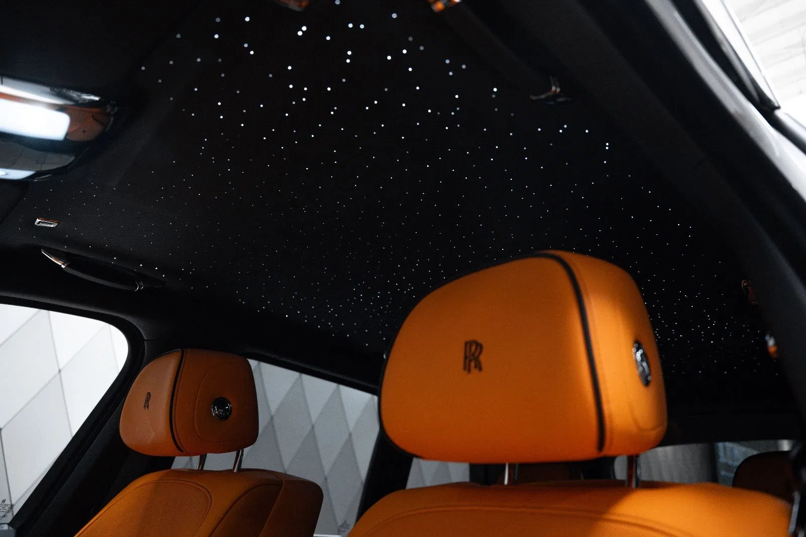 2025 Rolls-Royce Black Badge Cullinan Series II interior, seats, Mandarin Leather