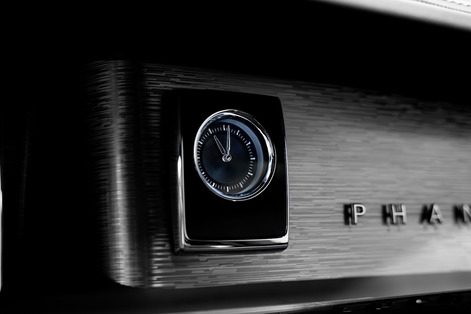 2025 Rolls-Royce Phantom EWB, 9/20