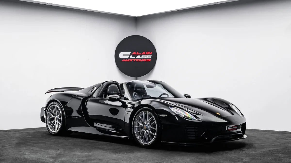 2015 Porsche 918 Spyder Weissach Package for sale, exterior, Black with Carbon Fiber