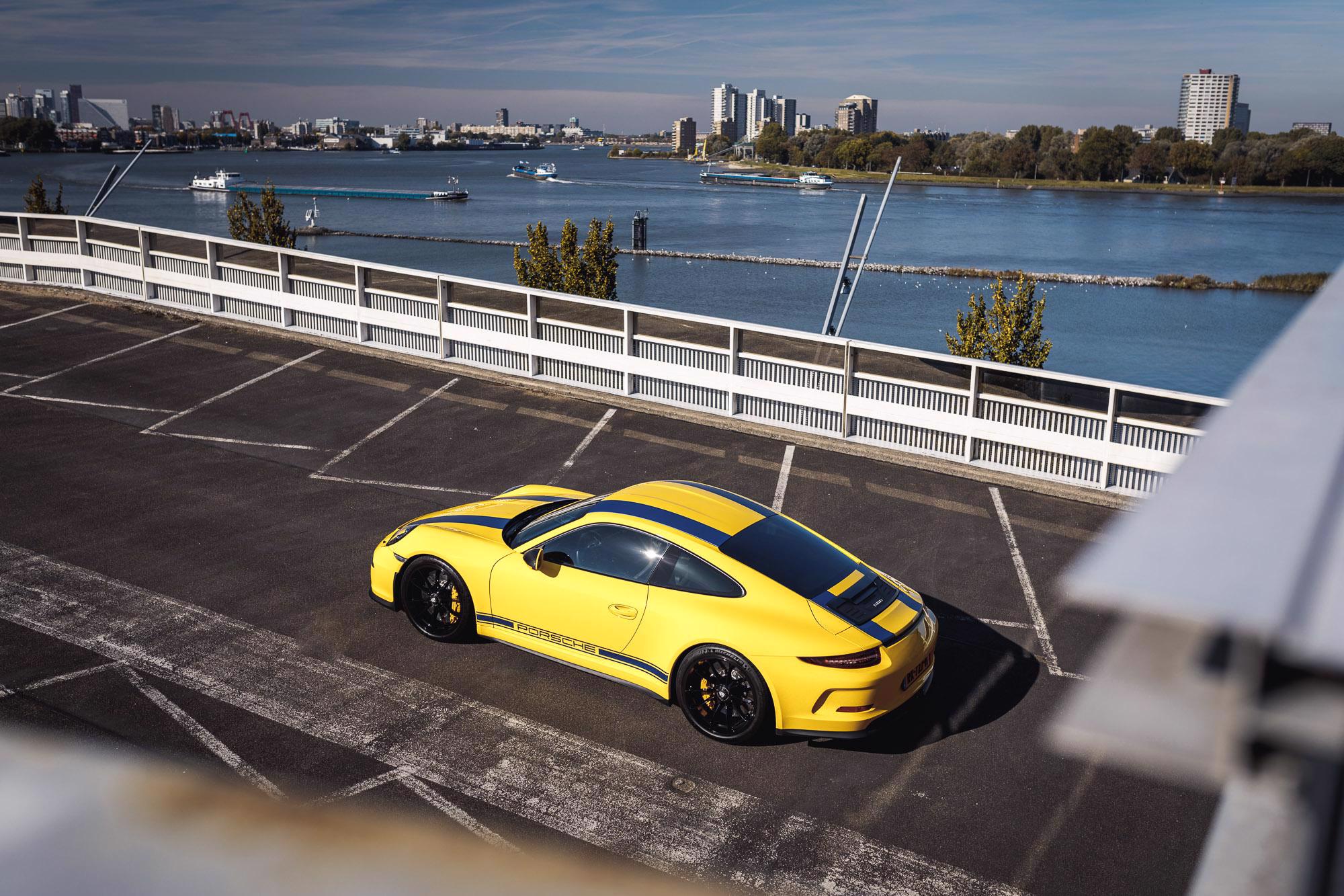 2016 PORSCHE 911 R, 7/19