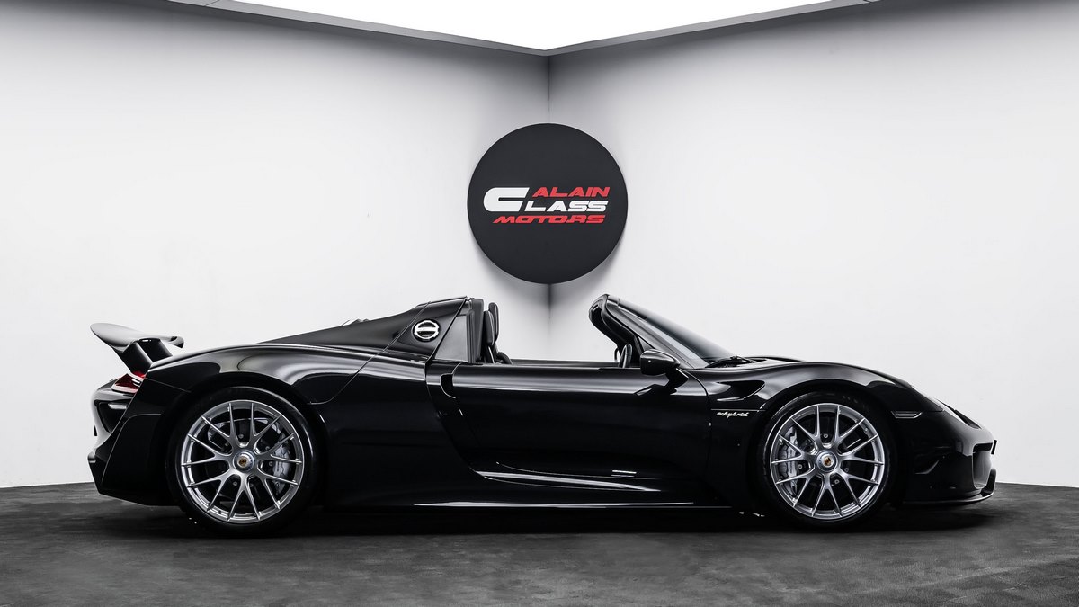 2015 Porsche 918 Spyder Weissach Package, 5/15