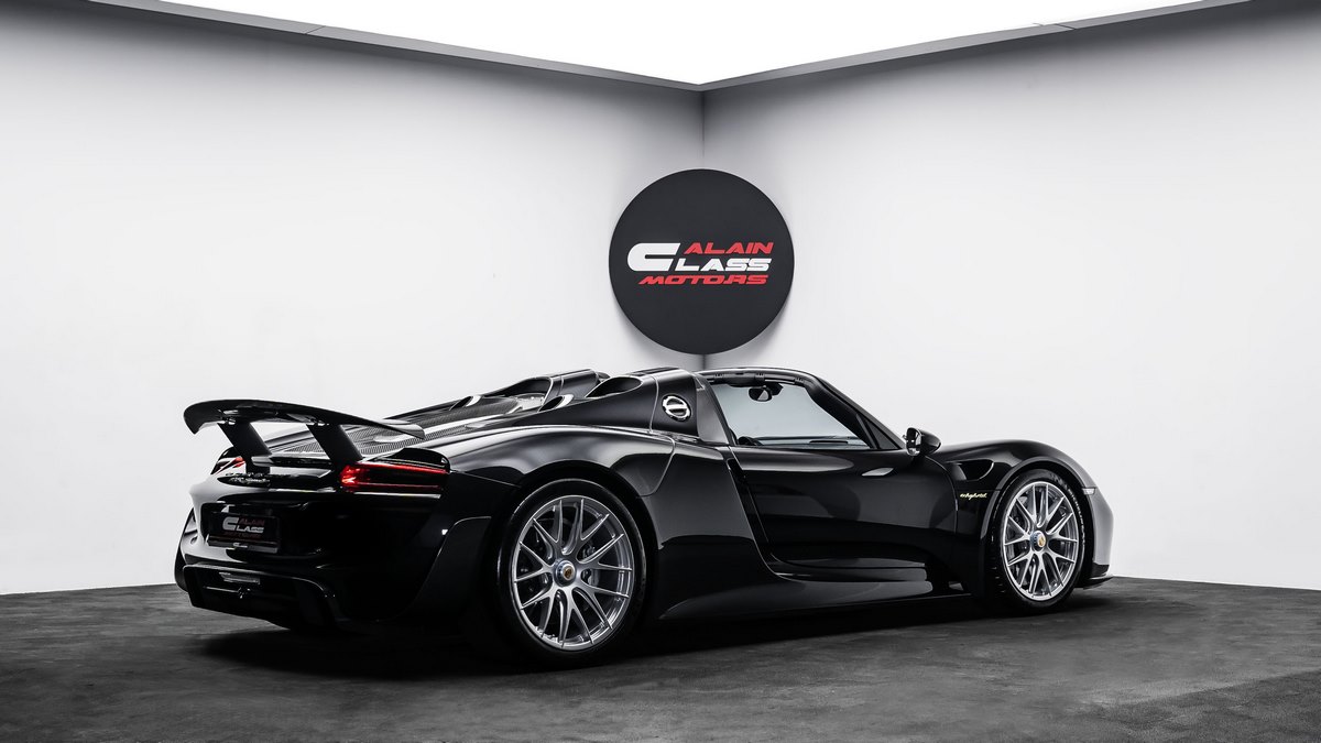 2015 Porsche 918 Spyder Weissach Package, 6/15