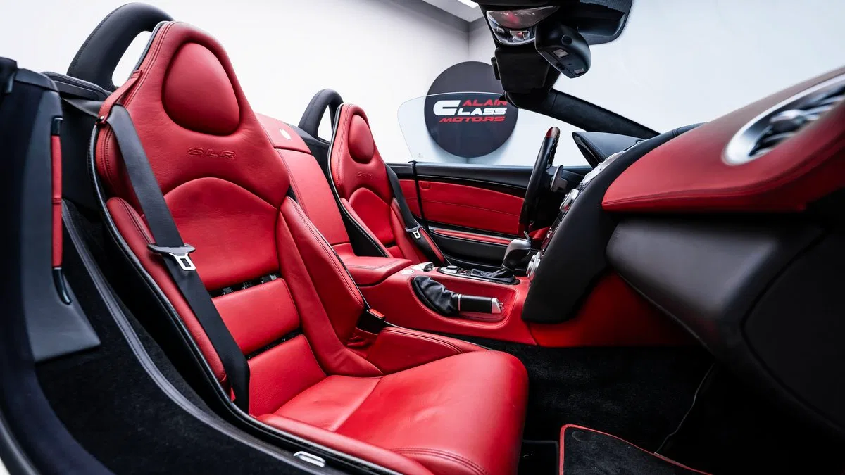 2007 Mercedes-Benz SLR McLaren Roadster interior, seats, Red