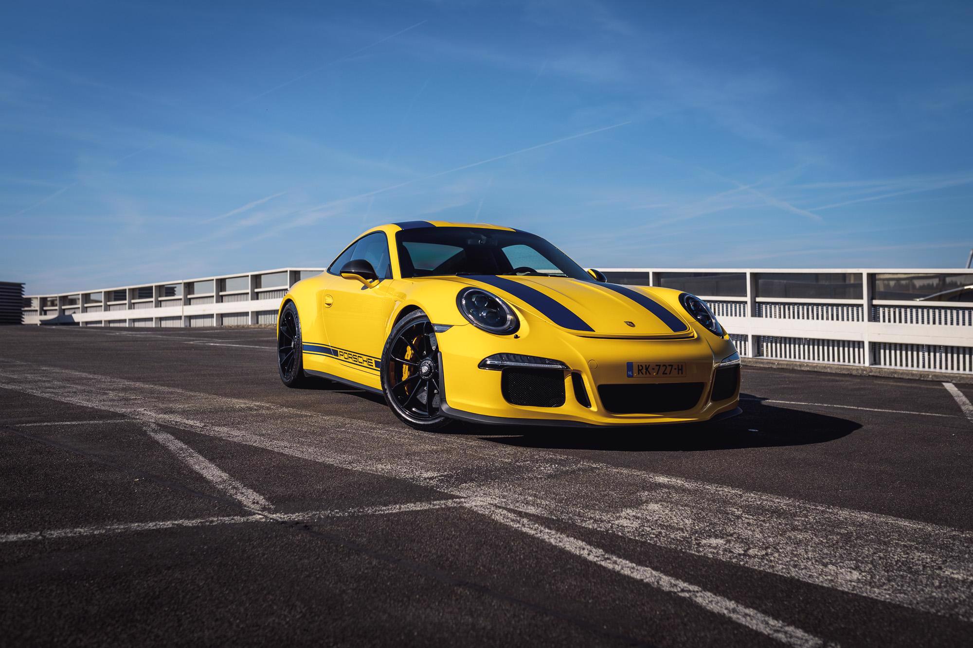 2016 PORSCHE 911 R, 12/19