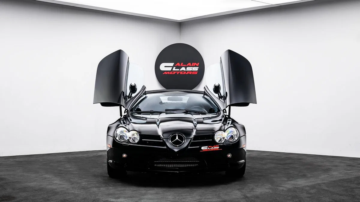 2008 Mercedes-Benz SLR McLaren Roadster for sale, exterior, Black