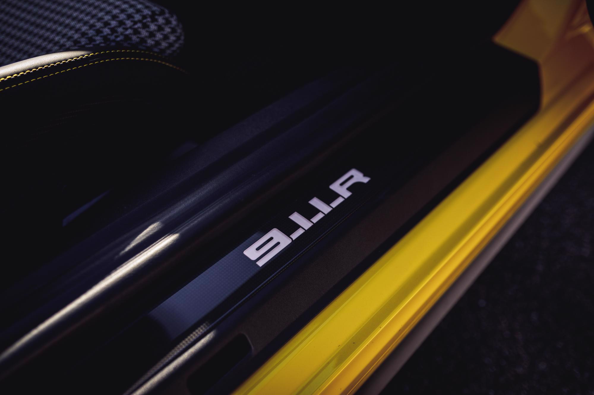 2016 PORSCHE 911 R, 14/19