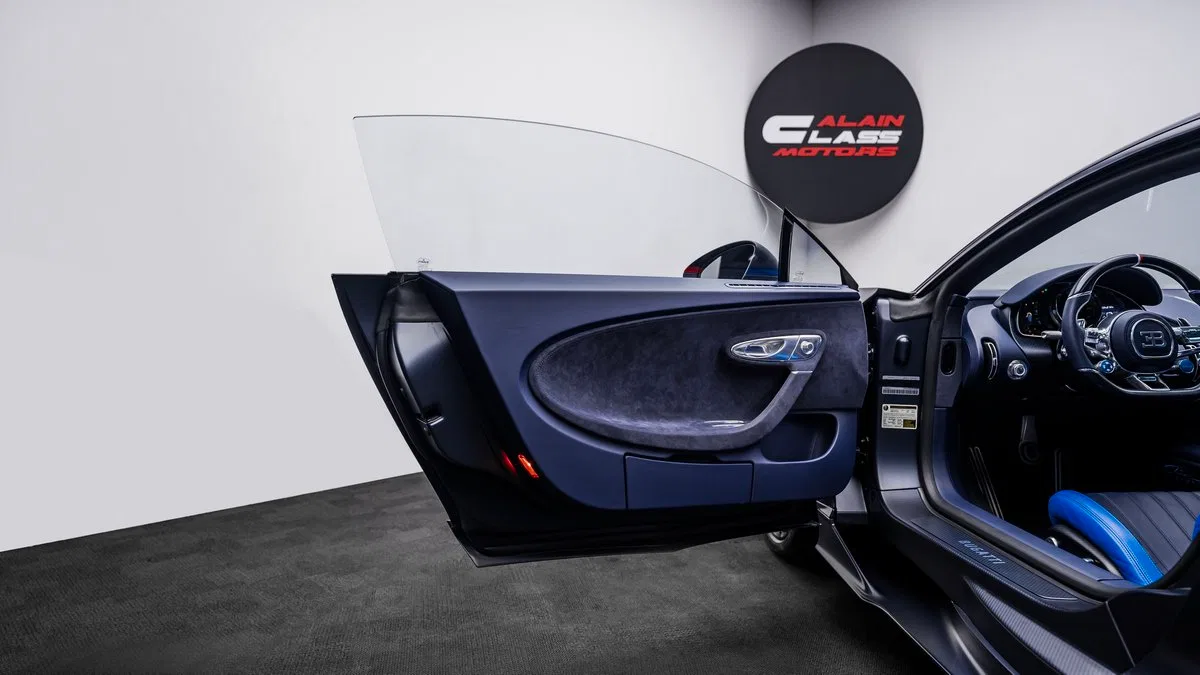 2019 Bugatti Chiron Sport 110 Ans interior, door panel, Blue