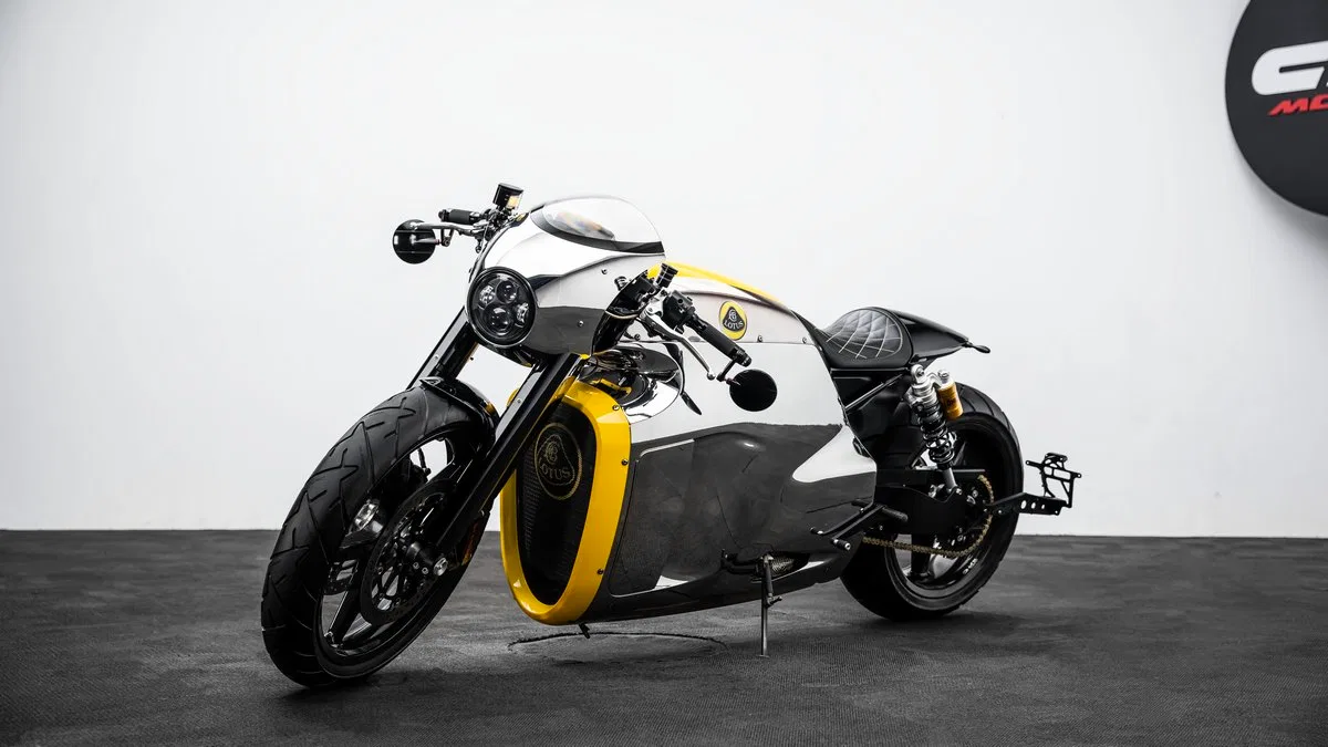 2014 Lotus C-01 1 of 100