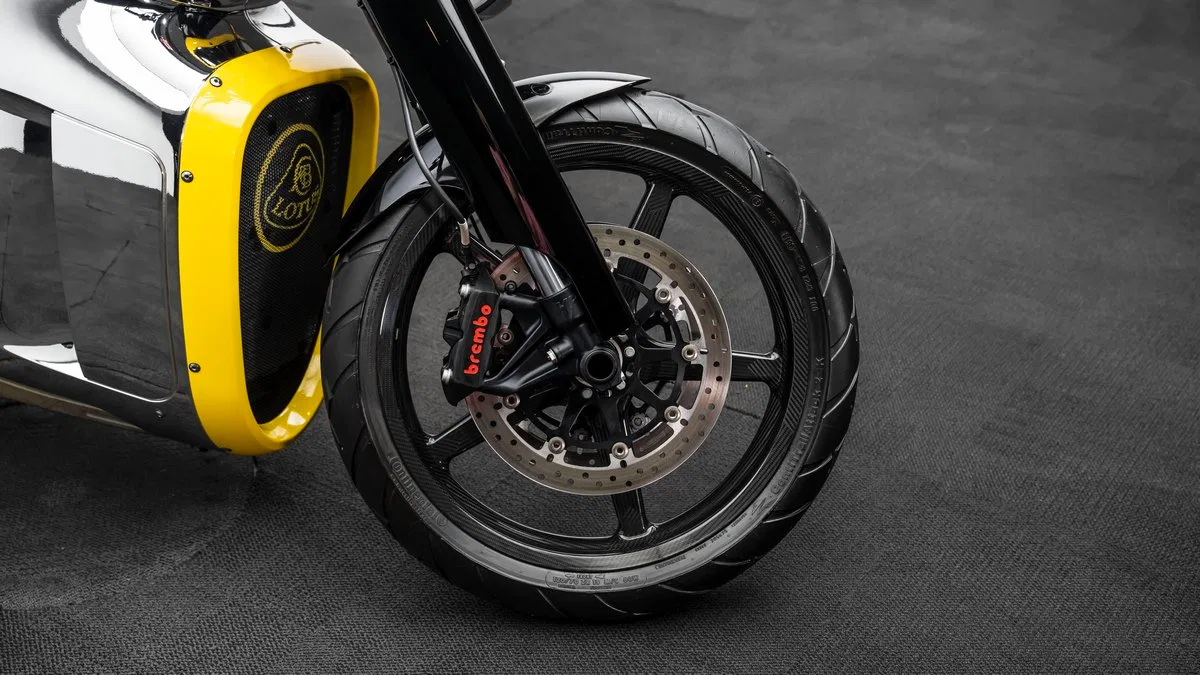 2014 Lotus C-01 1 of 100 wheel