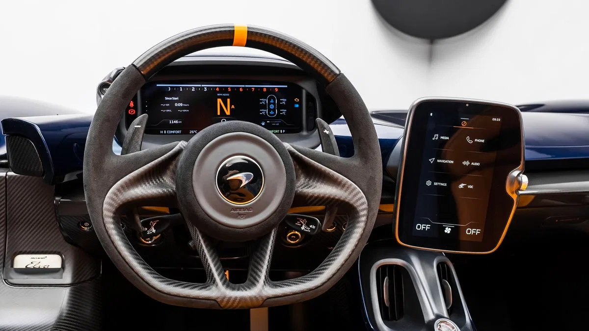 2021 McLaren Elva interior, Orange