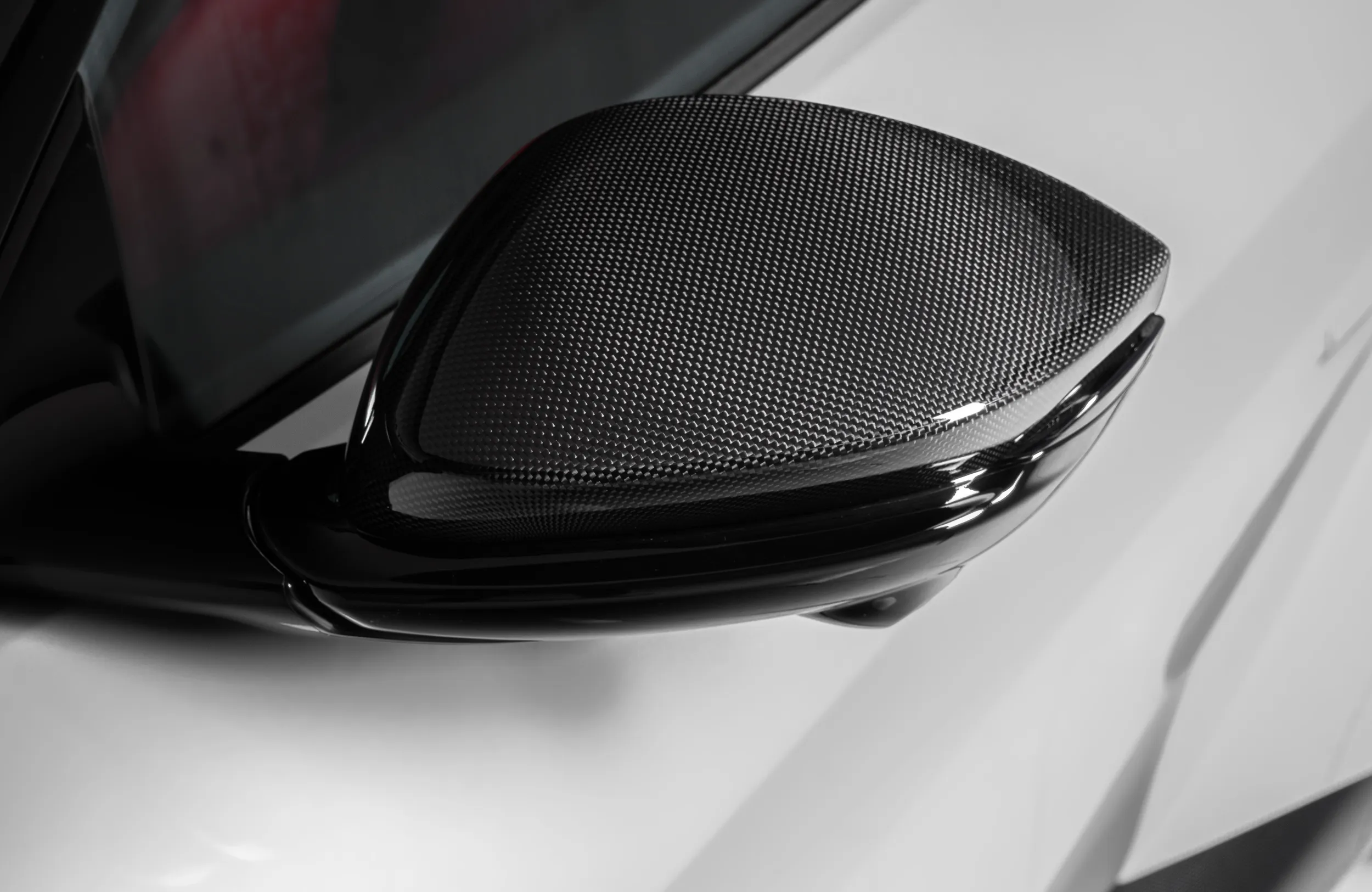2025 Ferrari 12Cilindri, 8/19