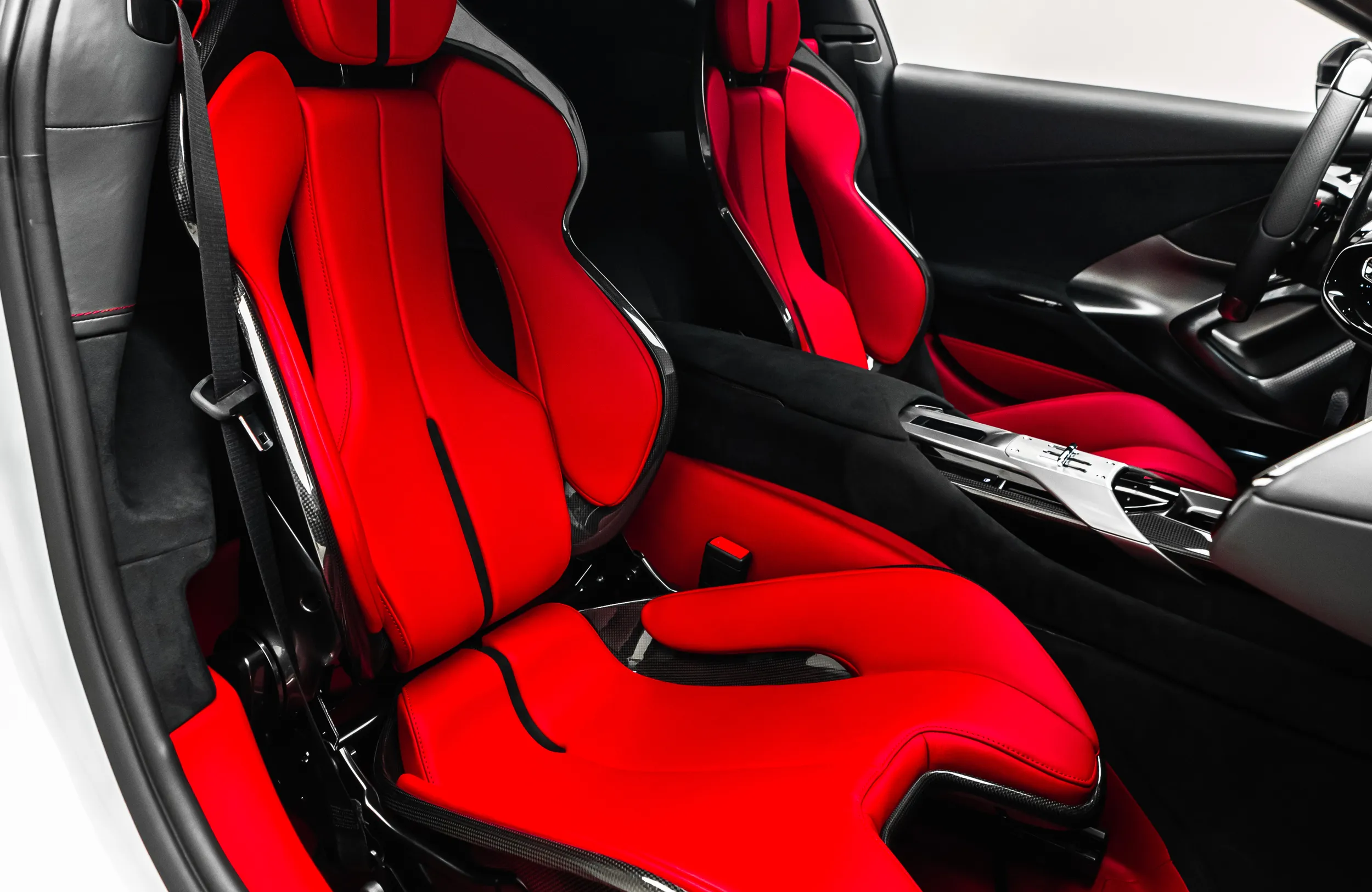 2025 Ferrari 12Cilindri, 16/19