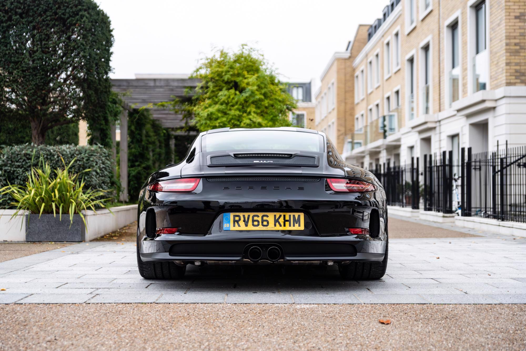 2016 PORSCHE 911 R, 9/20