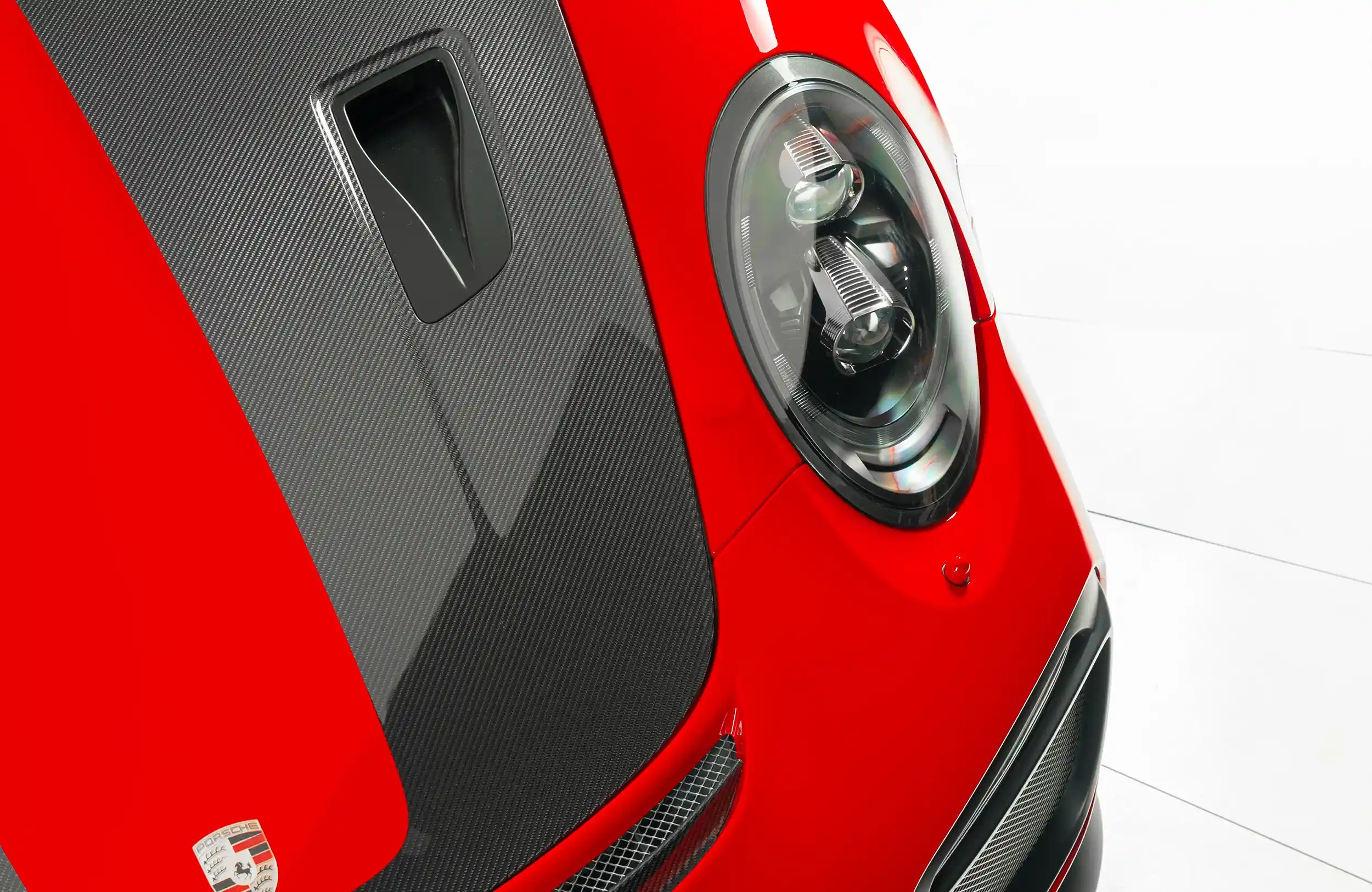 2018 Porsche 911 GT2 RS Weissach, 15/18