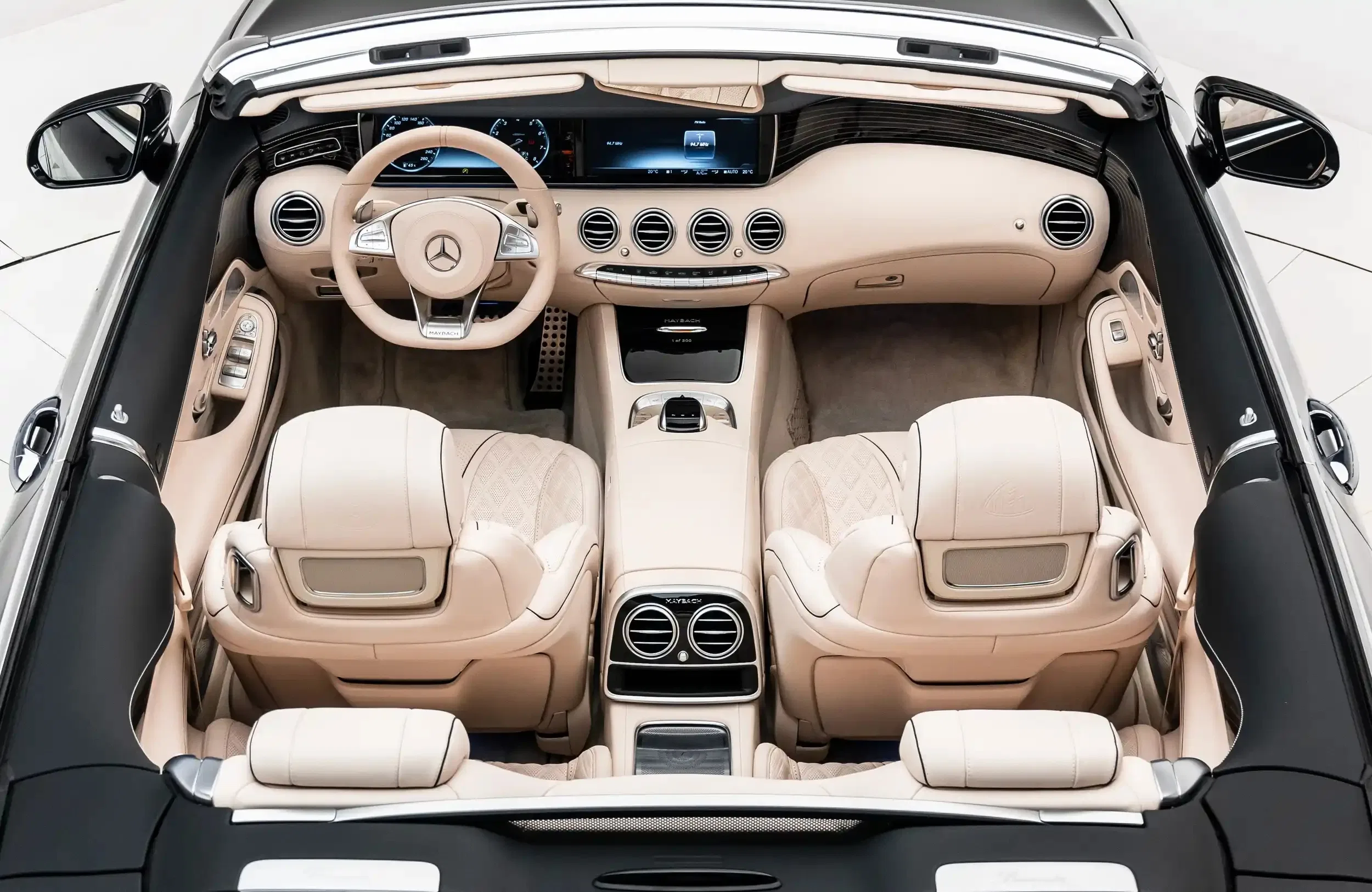 2017 Maybach S650 Cabriolet interior, Beige