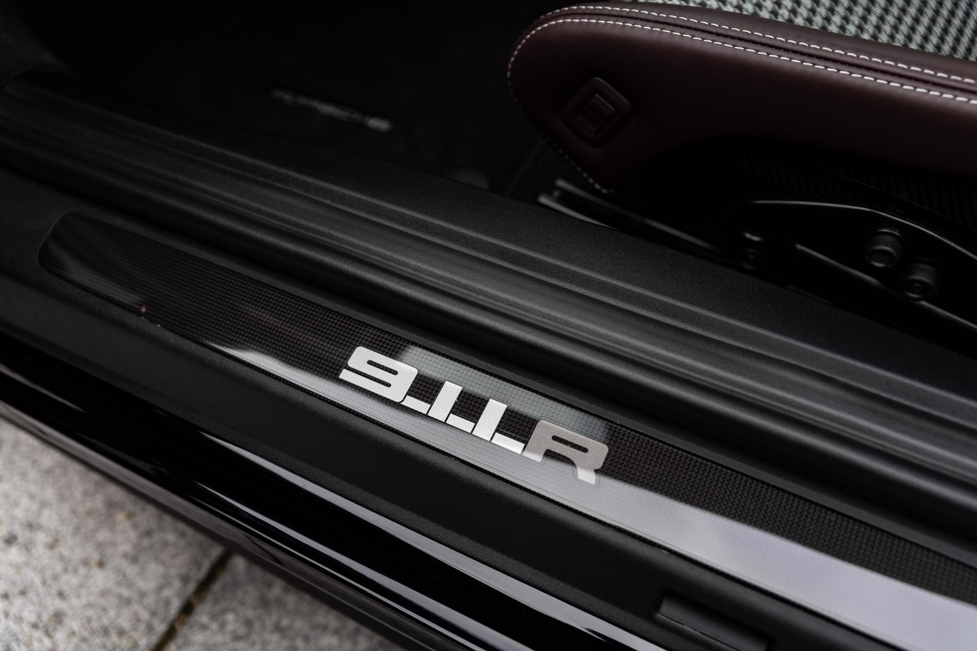 2016 PORSCHE 911 R, 18/20