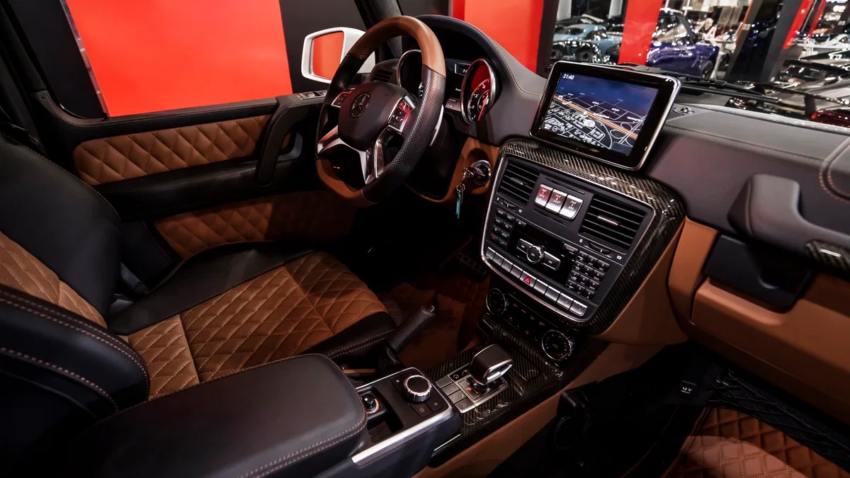 2014 Mercedes-Benz G63 AMG 6x6 interior, Black | Brown