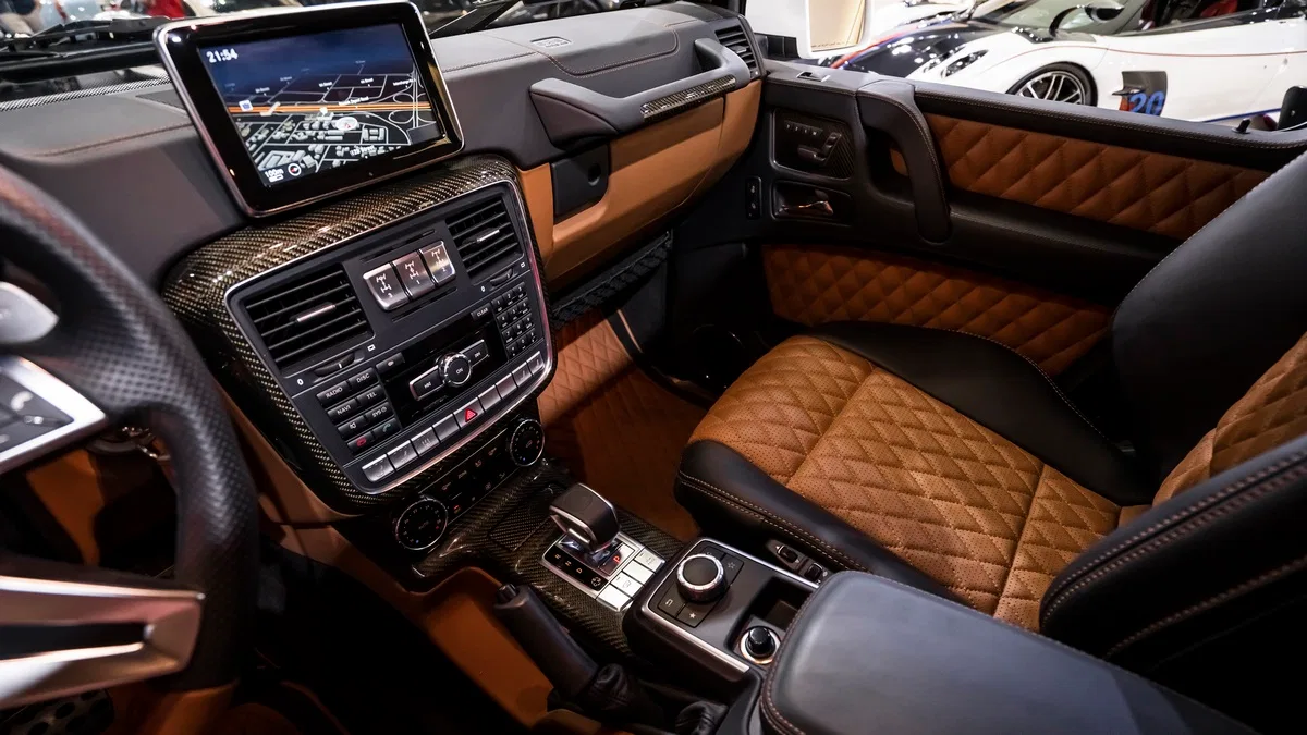 2014 Mercedes-Benz G63 AMG 6x6 interior, Black | Brown