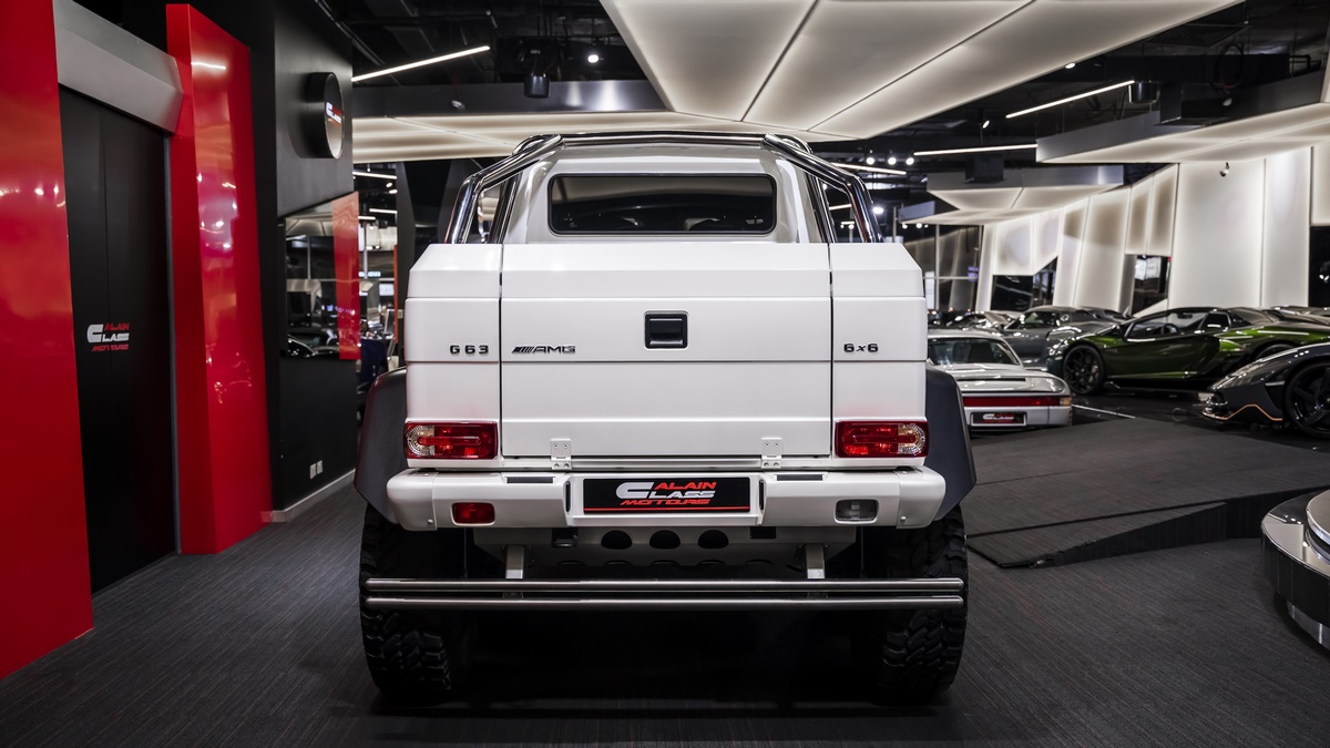 2014 Mercedes-Benz G63 AMG 6x6, 10/21