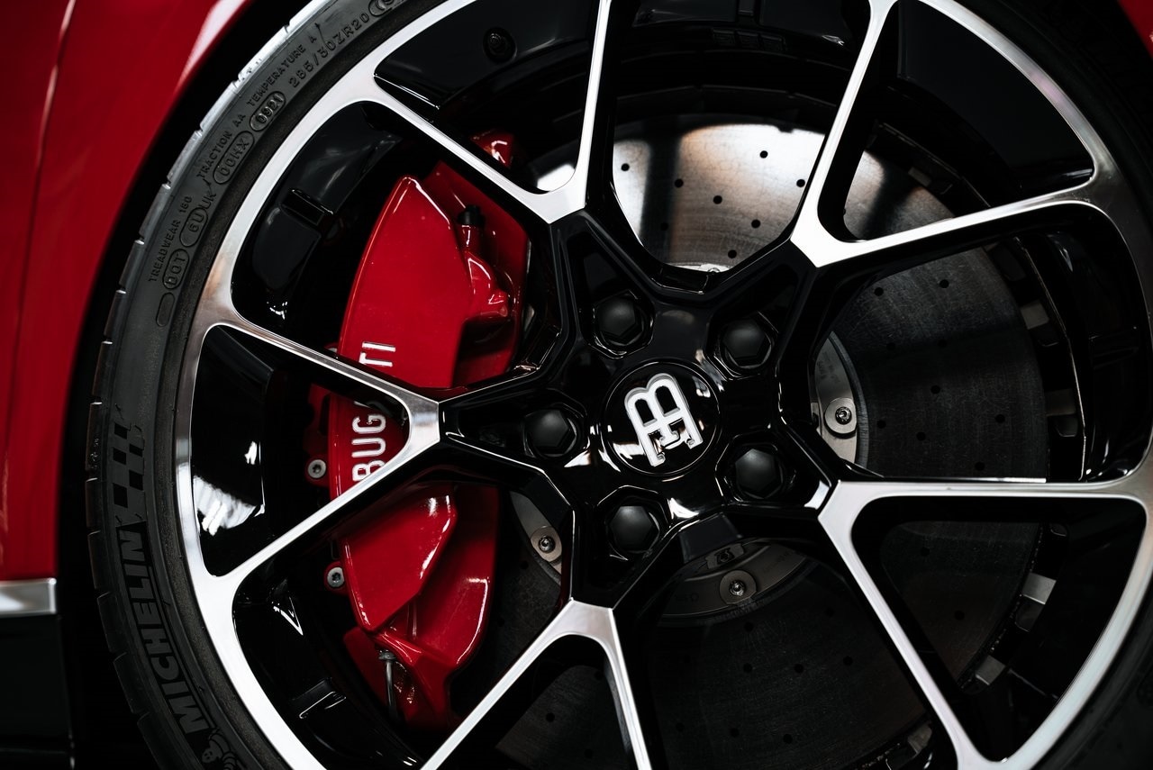2019 Bugatti Chiron "110 Ans Bugatti", 11/39