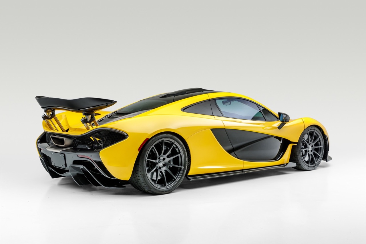 2014 McLaren P1, 2/20