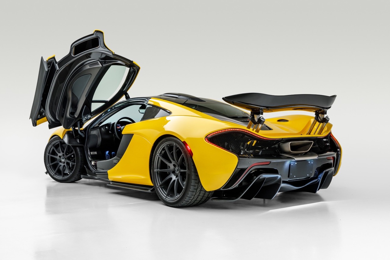 2014 McLaren P1, 3/20
