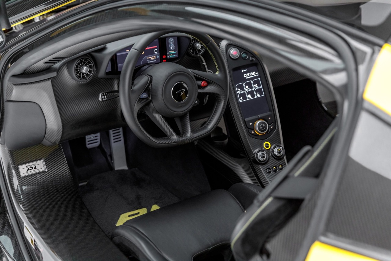 2014 McLaren P1, 10/20