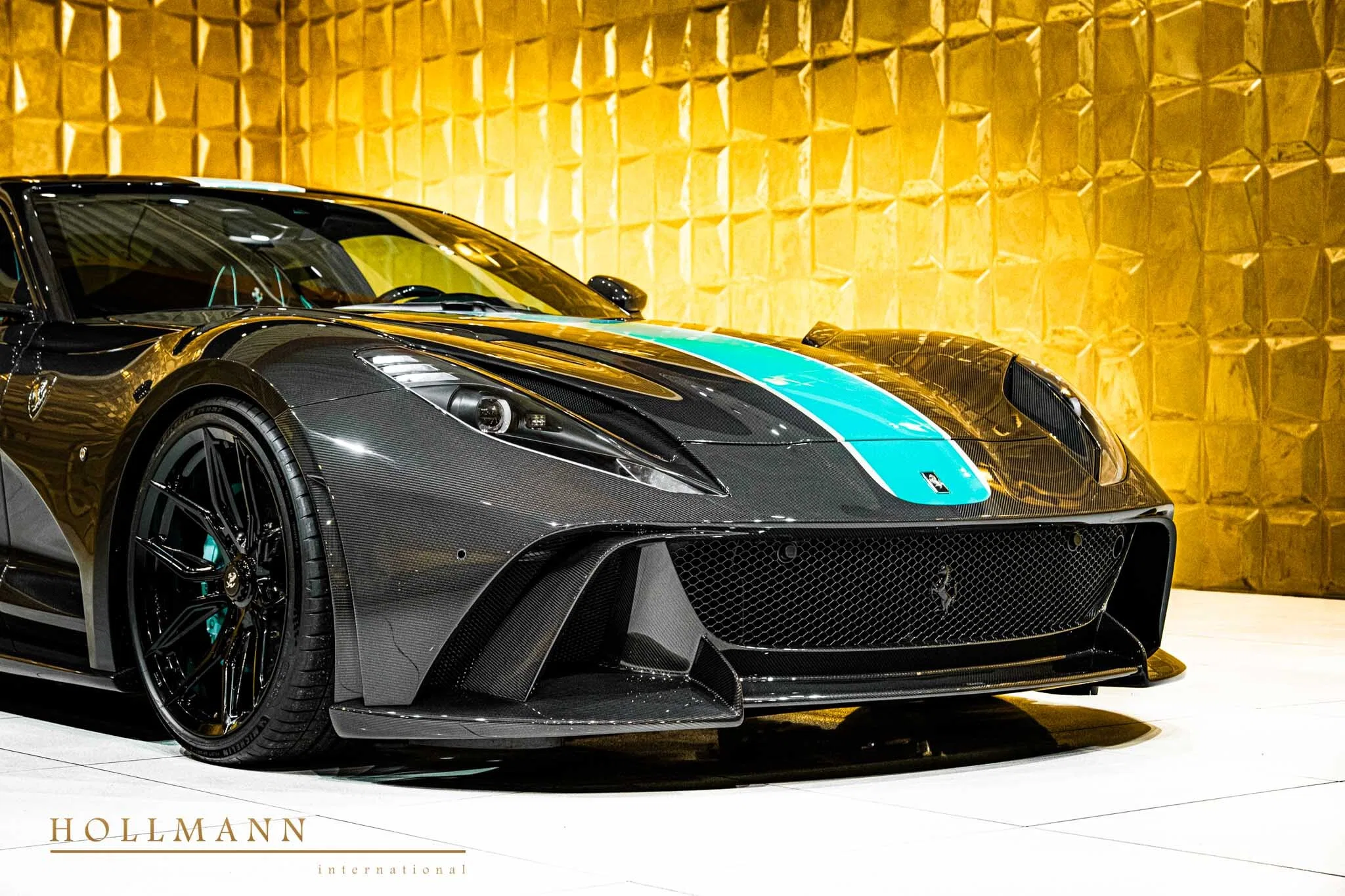 2025 Ferrari 812 Superfast by NOVITEC for sale, exterior, Novitec Visible Carbon