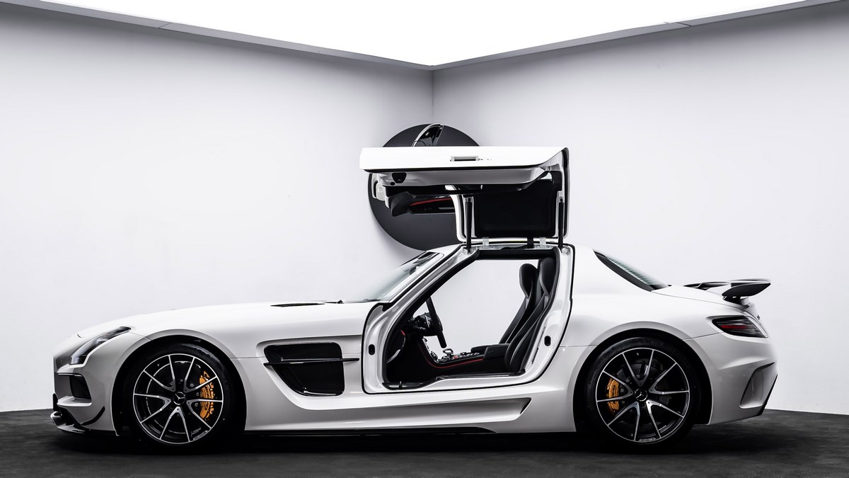 2014 Mercedes-Benz SLS AMG Black Series, 9/18